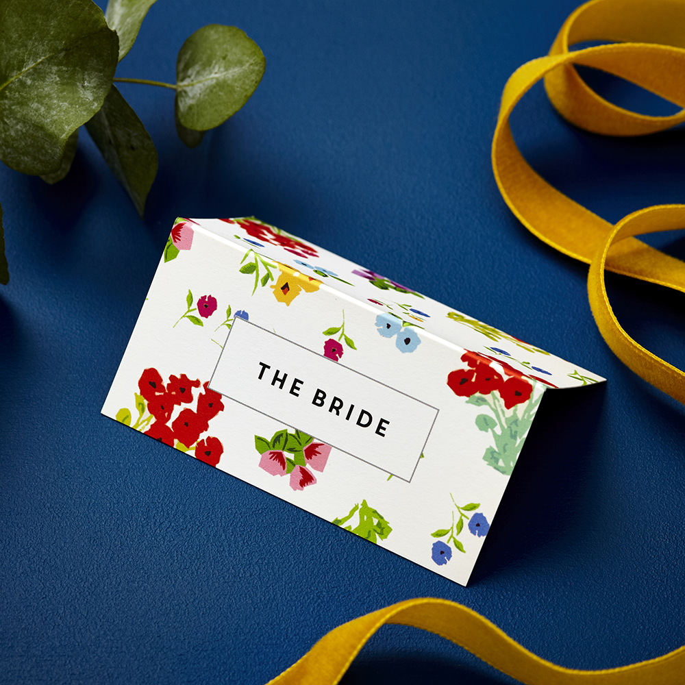 Lucy says I do ditsy wedding place card005