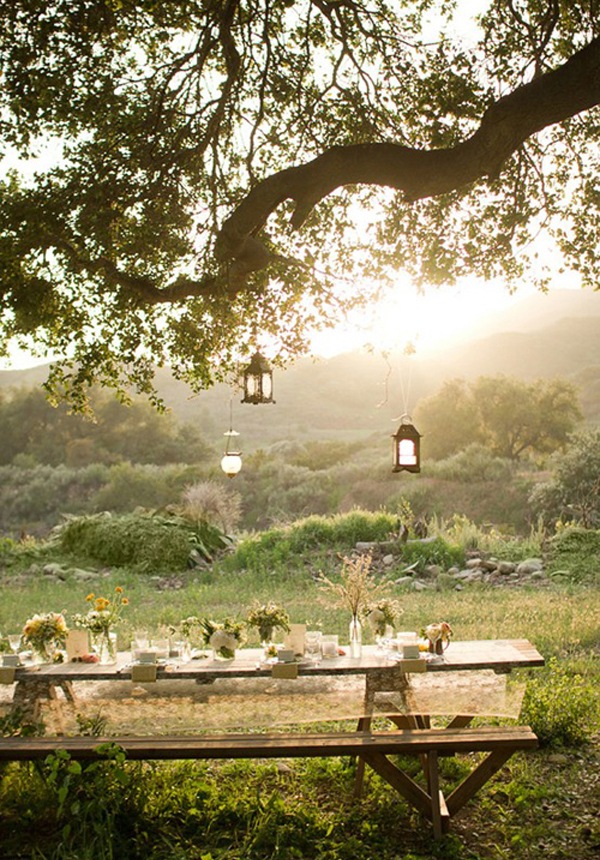 wedding reception ideas - intimate outdoor wedding picnic style