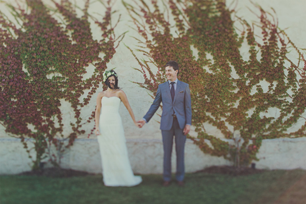 beautiful wedding photographed by Jonathan Ong the bride wears a Gwendolynne Gown