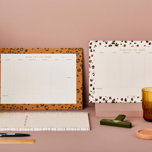 A4 animal Print weekly planners banner sulking room pink
