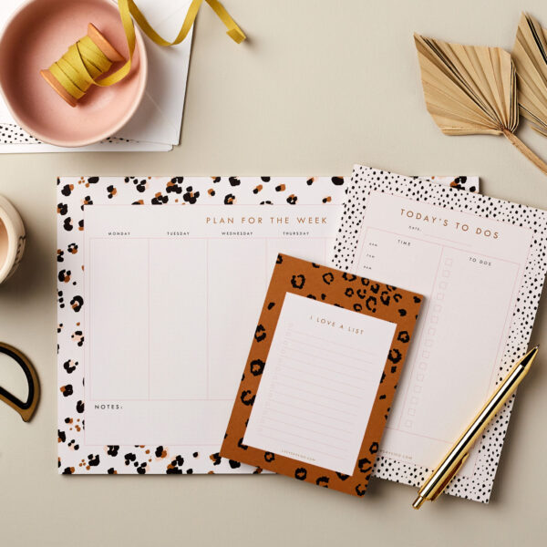 stationery bundle Desktop Planning, Notes and Lists Bundle 6 – A4 Week planner, A5 Notepad, A6 list pad