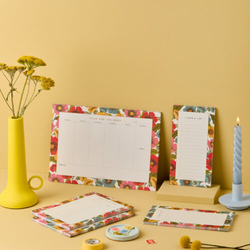 Bloom floral stationery collection from Lucy says I do. Made up of hand illustrated bright and bold poppy like flowers in red, pink, yellow and blue. Weekly and daily planners and notepads.